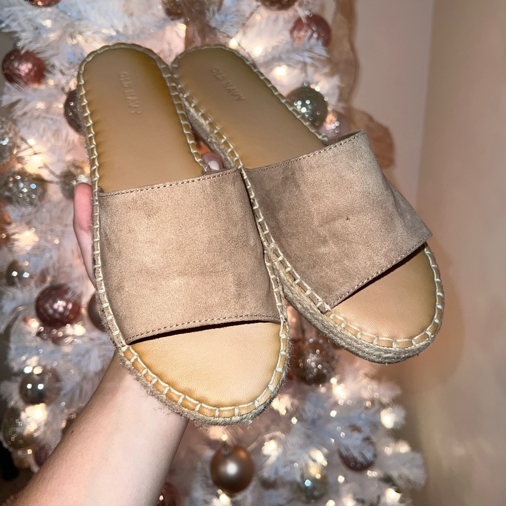 Old Navy Sandals